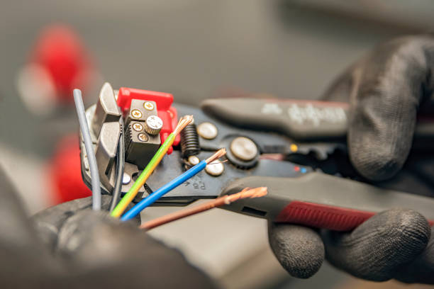 Best Circuit Breaker Repair  in El Dorado Springs, MO